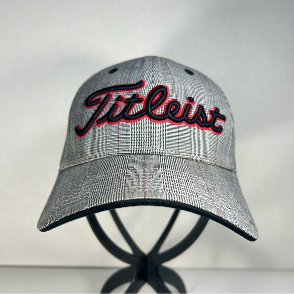 Titleist Other - Titleist Houndstooth Plaid Golf Baseball Cap Hat Adjustable Strap Back Gray Red